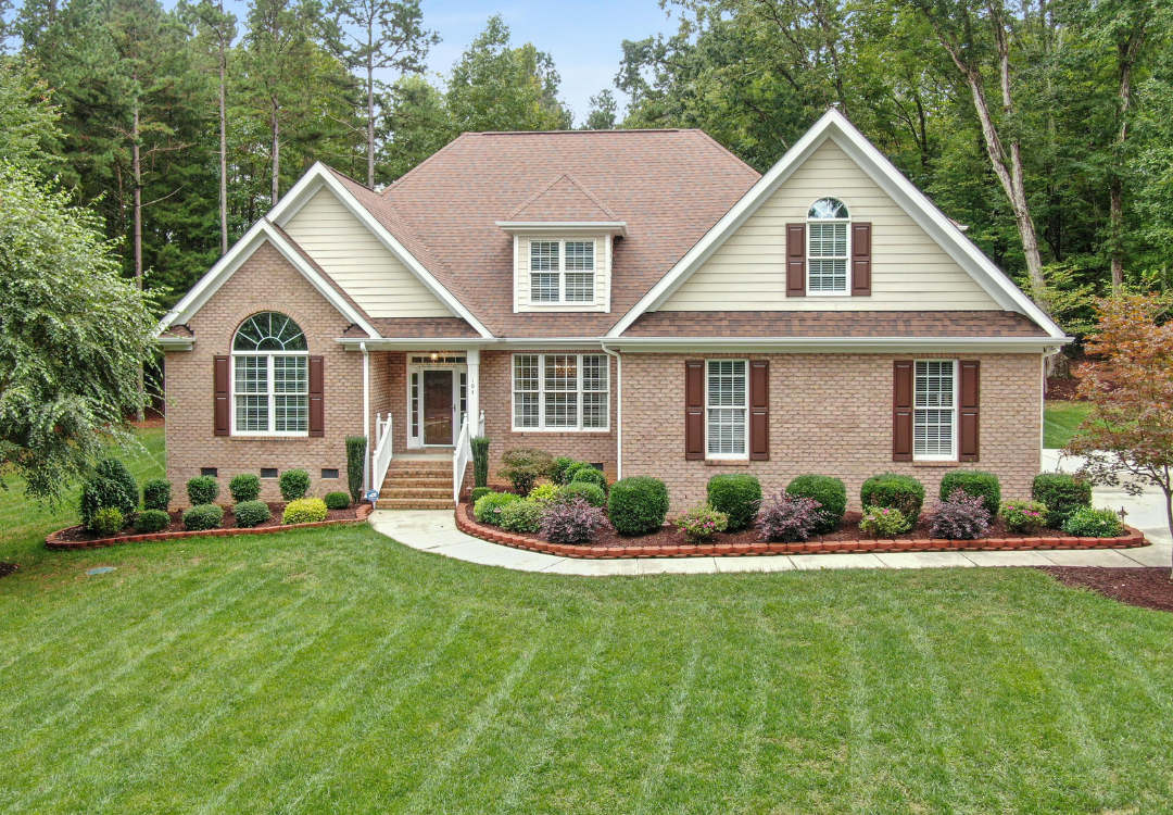 Professional Lawn Care in Bellaire